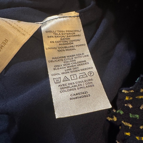 NWT Loft Mini Skirt Navy with Pattern XL - Picture 4 of 6